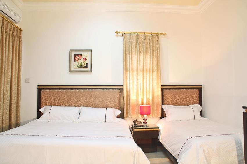 Golden Rose Hotel 아카바 객실 사진